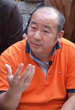 单击鼠标关闭窗口