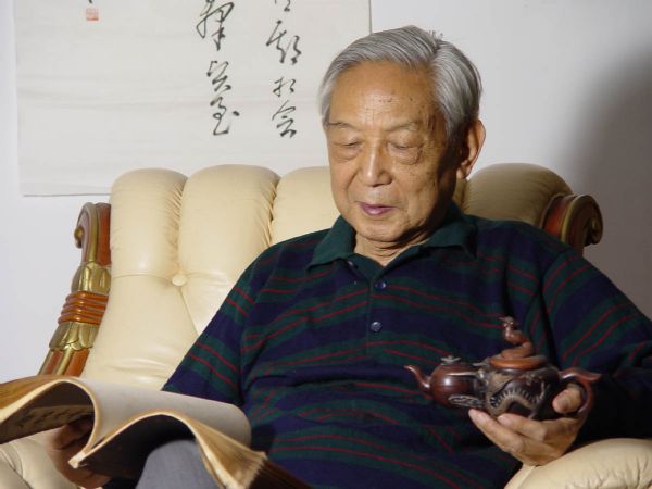 画家 曹志桂 的照片，单击鼠标查看大图！