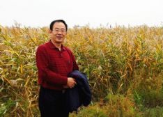 画家 卞昭宏 的照片，单击鼠标查看大图！