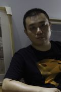 画家 谢坚 的照片，单击鼠标查看大图！